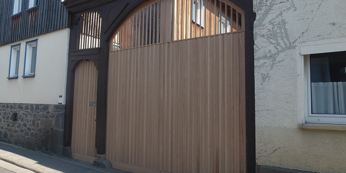 Holzleisten Fasade