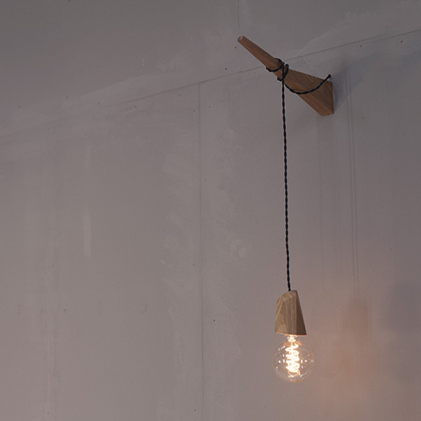 Holzlampe Fitis Wandhalterung