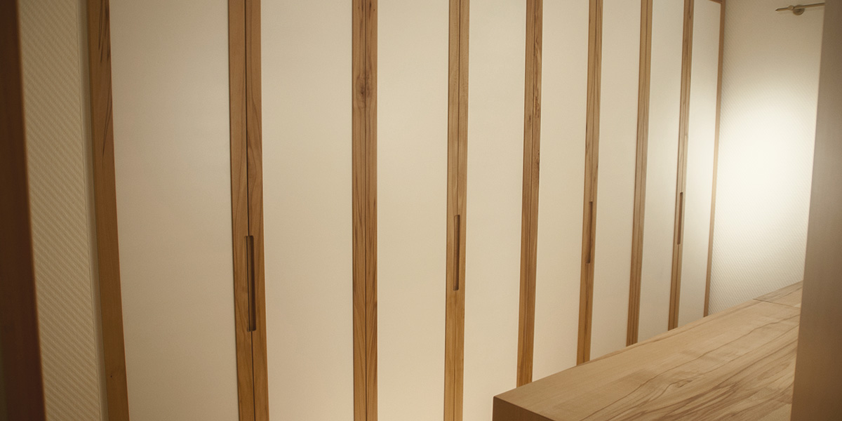 Kleiderschrank